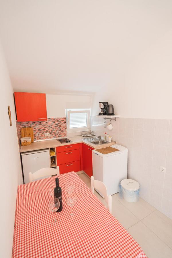 Apartment Manda Zara Esterno foto