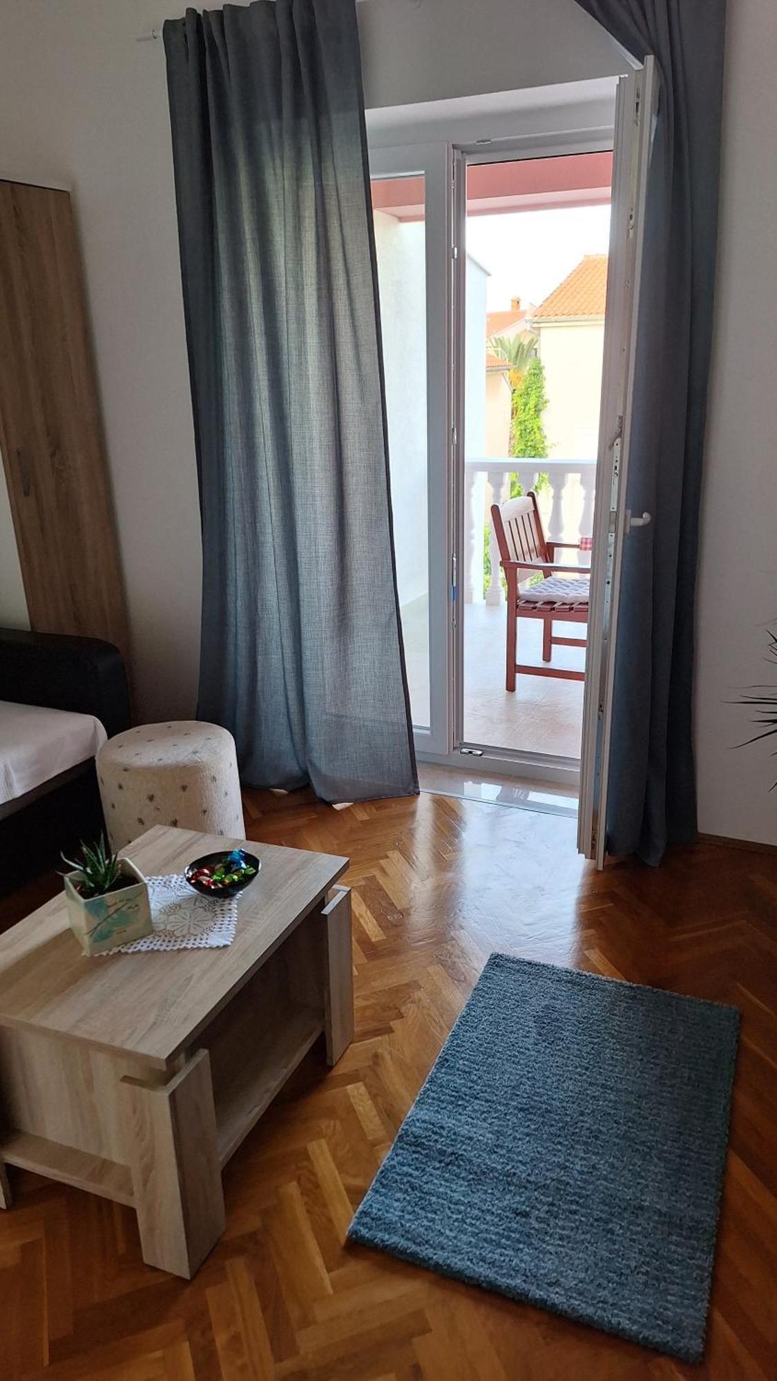 Apartment Manda Zara Esterno foto