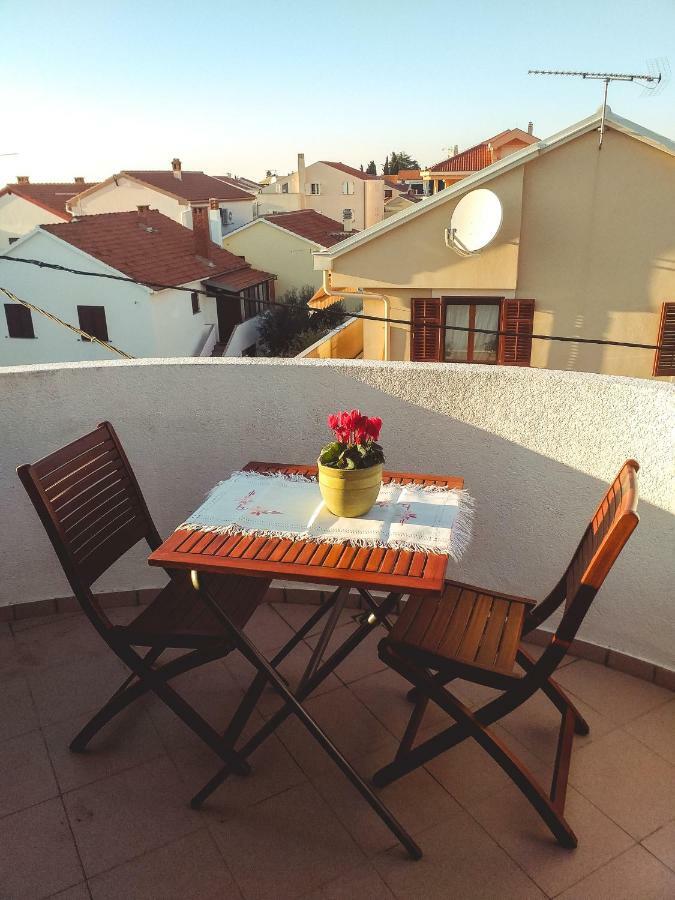 Apartment Manda Zara Esterno foto